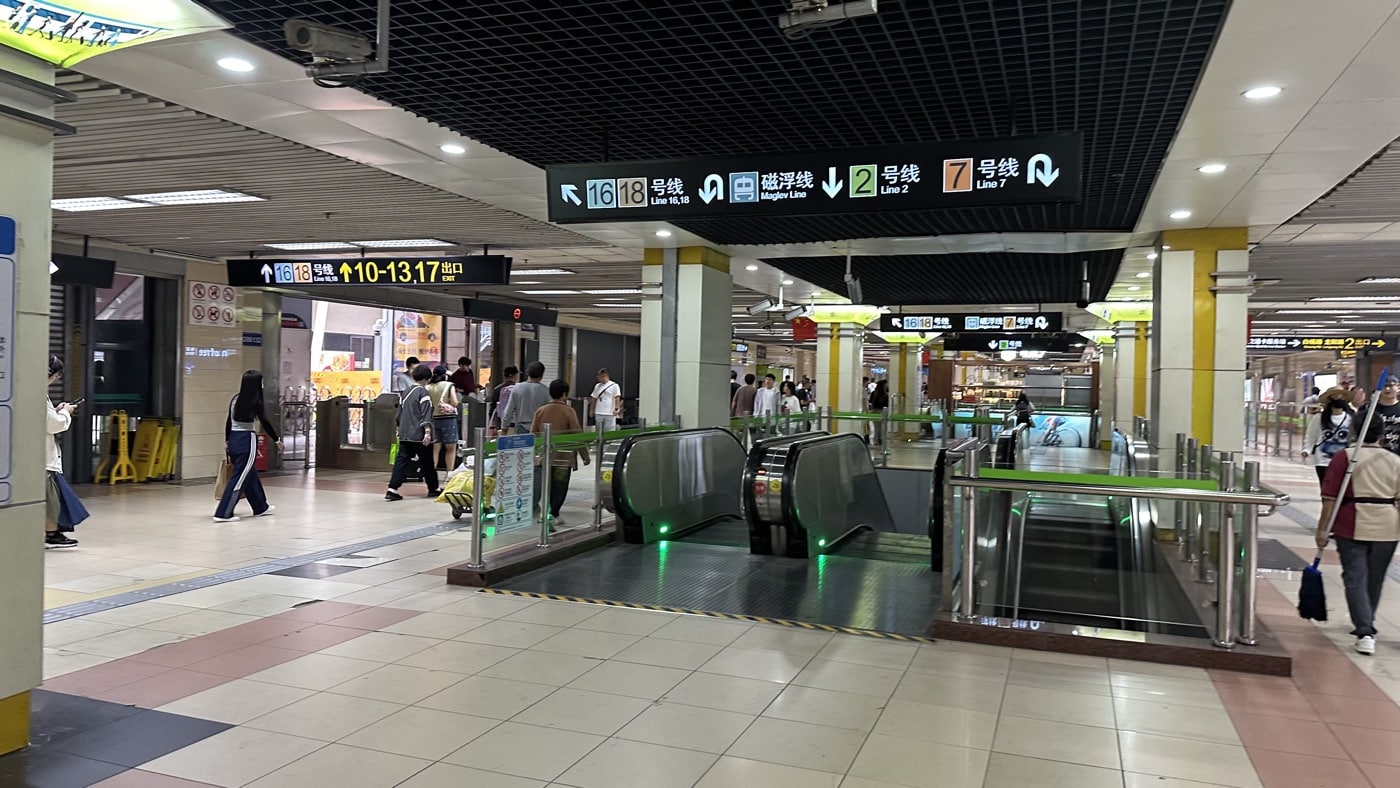 四、5線換乘龍陽路1